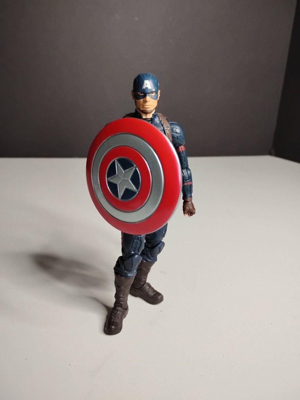 Marvel Legends Civil War Captain America 6" Figure With Shield